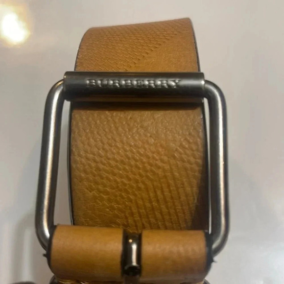 Authentic Burberry camel unisex trendy stylish leather silver buckle detail 39’ - Picture 4 of 4
